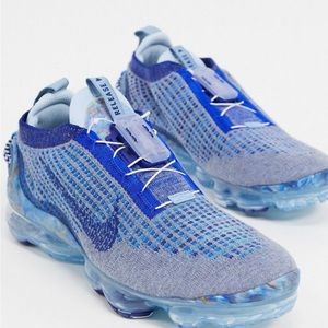 NIKE air vapormax fly knit trainer shoes in stone/ deep royal blue